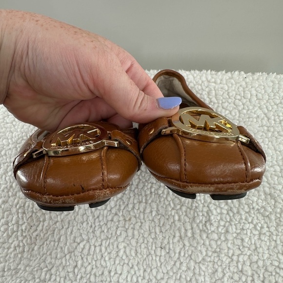 Michael Kors Brown Leather Ballet Flats with Gold Emblem - Picture 5 of 7